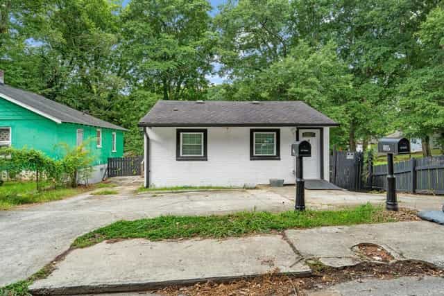 Multifamily for sale: 556 Cairo Street NW, Atlanta