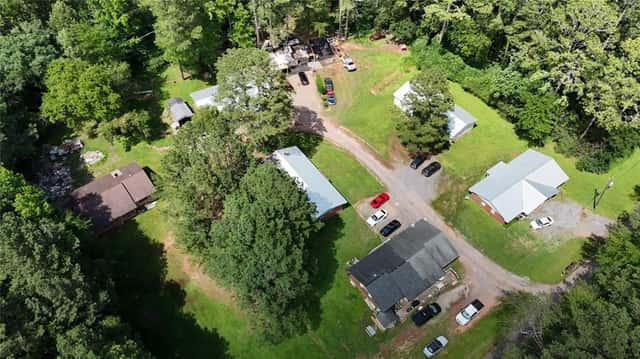 Multifamily for sale: 120 Foothill Drive, Dalton