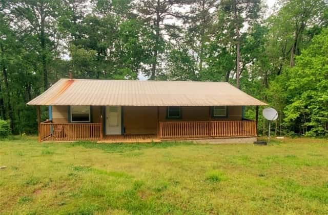 Multifamily for sale: 130 Shorewood Circle, Toccoa