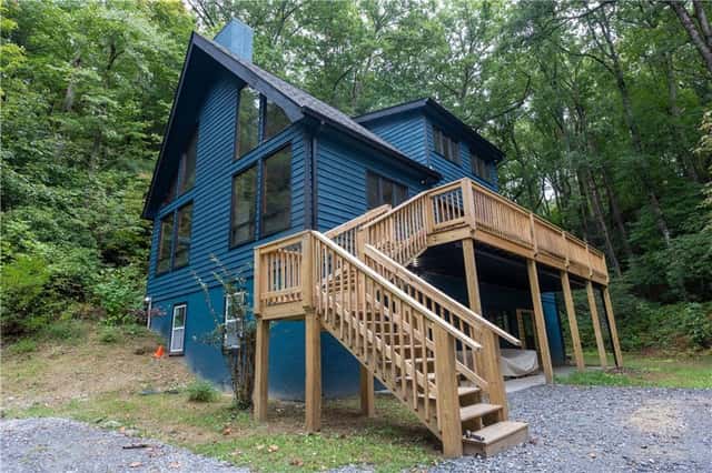 Multifamily for sale: 258 Ber Weg, Helen