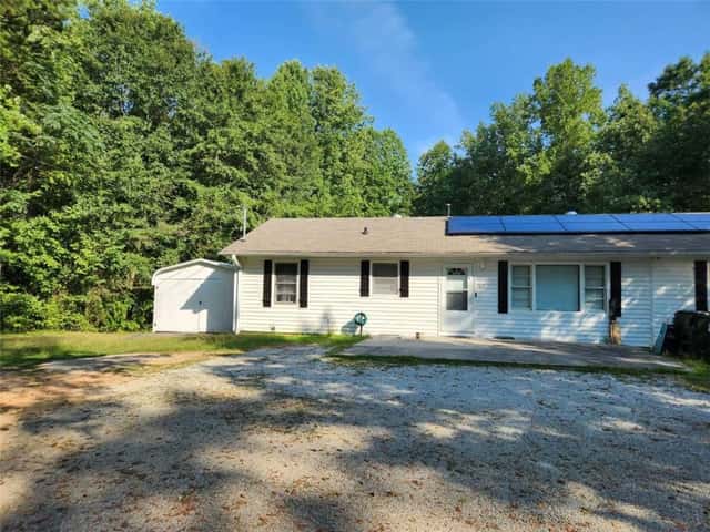 Multifamily for sale: 389 Collins Road, Toccoa