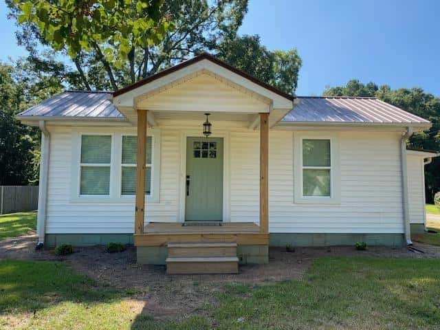 Multifamily for sale: 5919 River Road, Flowery Branch