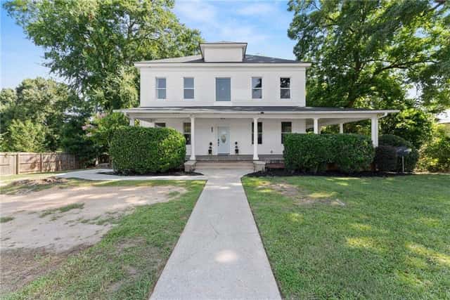Multifamily for sale: 2158 Broad Street, Commerce