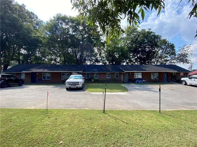 Multifamily for sale: 102 Ford Street, Cartersville