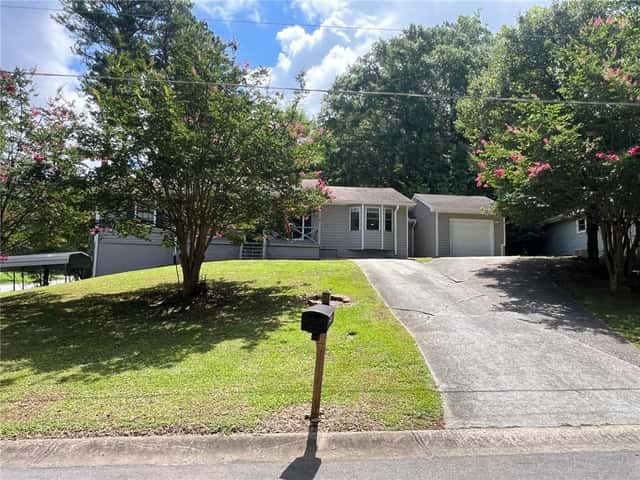 Multifamily for sale: 2574 Holly Berry Trail, Snellville